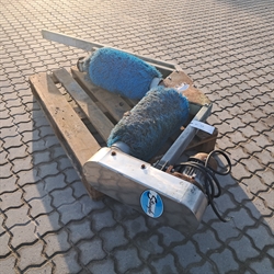 1 Stk. gebrauchte Strangko-Kuhbürste mit Motor, Nr. 37